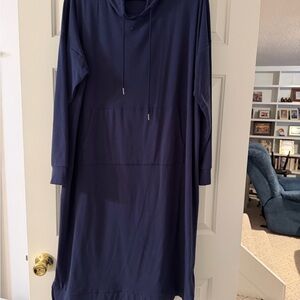 Chic Navy Blue Midi Dress with Hoodie